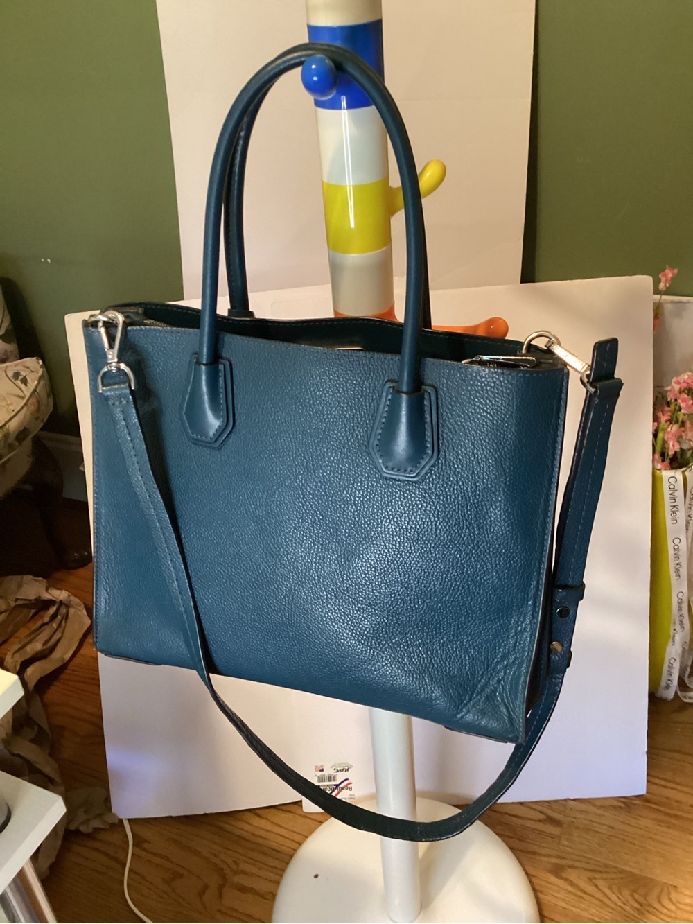 Michael Kors Deep Teal Leather Satchel with Lock Charm EUC - Picture 4 of 11